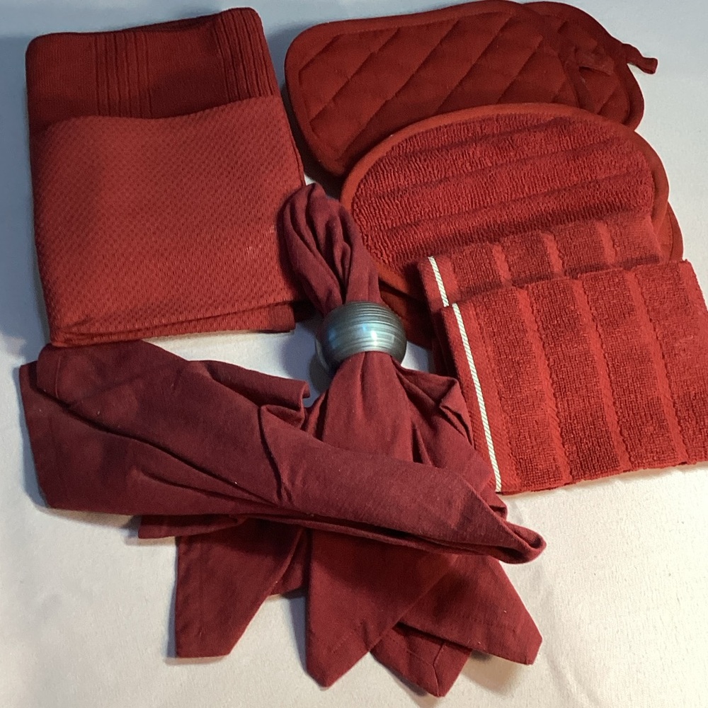 11 Piece Kitchen Linen Set